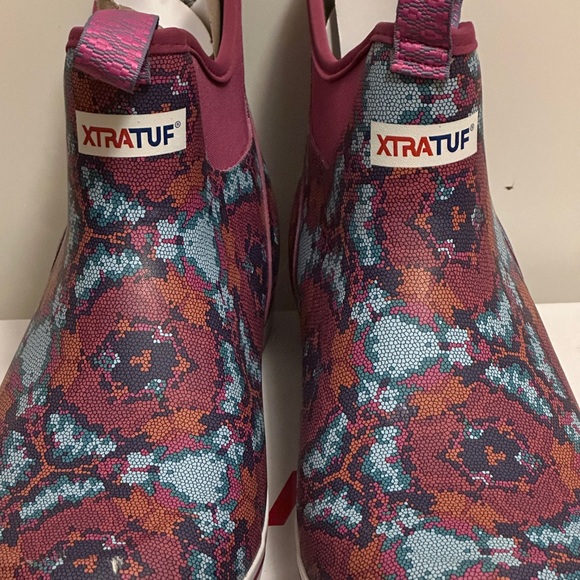 XTRATUF 6” Waterproof Ankle Duck Deck Boots W 10 - NEW - Picture 1 of 6